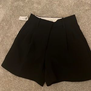 Aritzia - Wilfred Black Effortless Pants